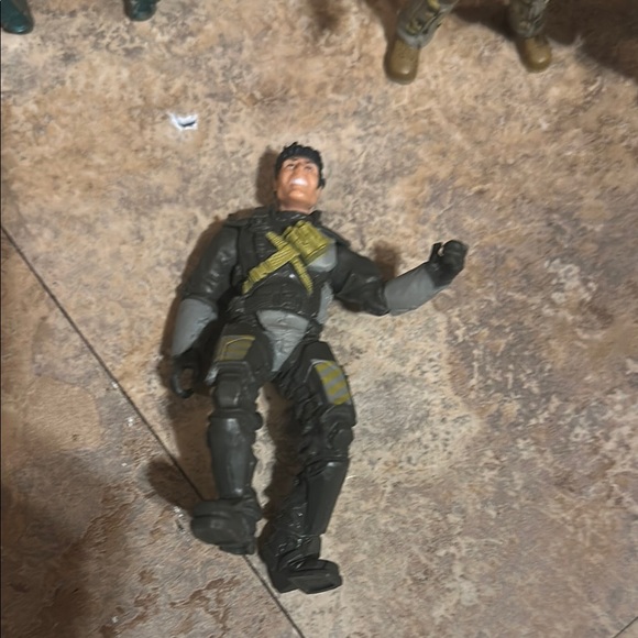 Action Figure Set - Multicolor - Picture 5 of 6